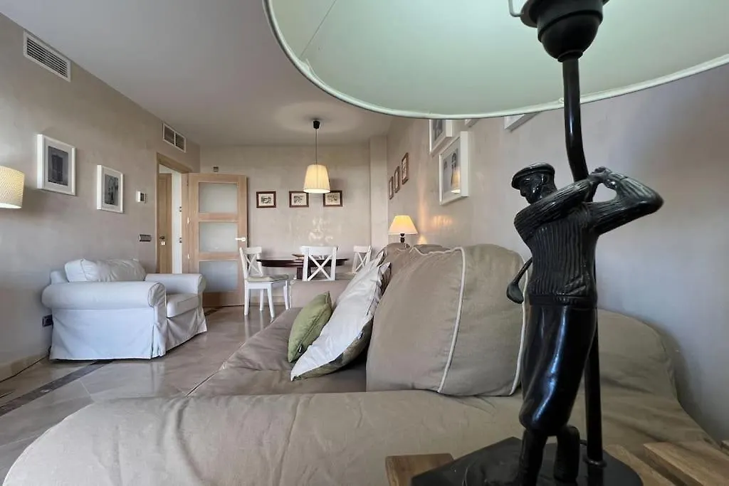 Апартаменты Marina Beach House Манилва