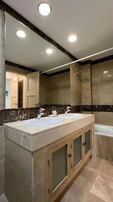 Апартаменты Marina Beach House Манилва