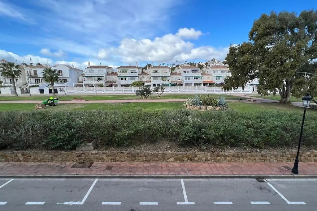 Marina Beach House Манилва Испания